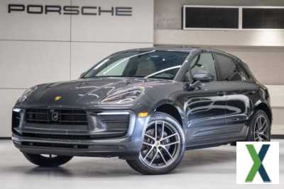 Photo Certified 2023 Porsche Macan