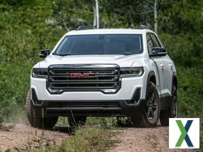 Photo Used 2021 GMC Acadia SLE w/ Driver Convenience Package