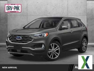 Photo Used 2020 Ford Edge Titanium w/ Equipment Group 301A