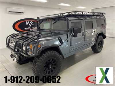 Photo Used 2006 HUMMER H1 4-Door Wagon