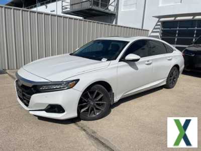 Photo Used 2021 Honda Accord EX-L