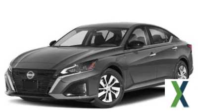 Photo Used 2023 Nissan Altima 2.5 SV w/ SV Premium Package