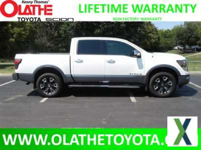 Photo Used 2021 Nissan Titan Platinum Reserve w/ Moonroof Package
