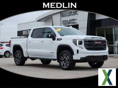 Photo Used 2024 GMC Sierra 1500 AT4 w/ AT4 Premium Package