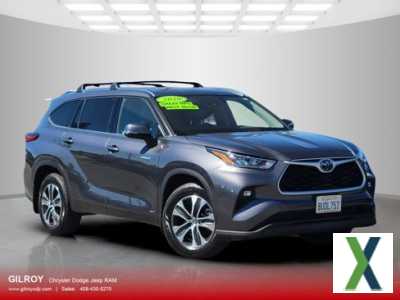 Photo Used 2020 Toyota Highlander XLE
