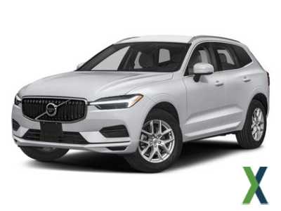 Photo Used 2019 Volvo XC60 T6 Momentum