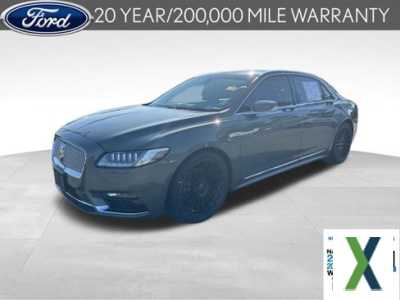 Photo Used 2017 Lincoln Continental Reserve w/ Luxury Package