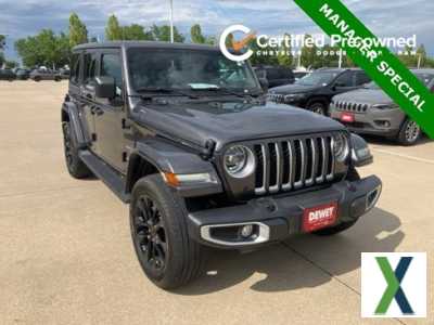 Photo Used 2021 Jeep Wrangler Unlimited Sahara w/ Cold Weather Group