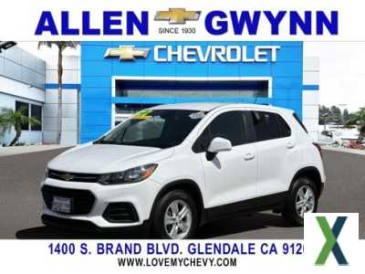 Photo Used 2022 Chevrolet Trax LS w/ Tint and Cruise Package