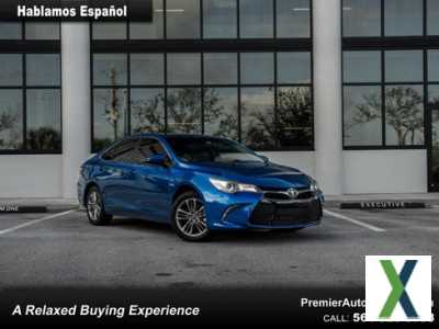 Photo Used 2017 Toyota Camry SE