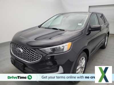 Photo Used 2023 Ford Edge SEL