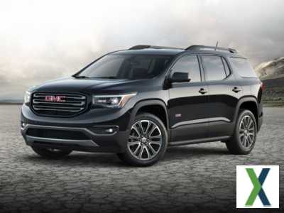 Photo Used 2017 GMC Acadia SLE