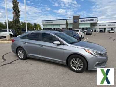 Photo Used 2017 Hyundai Sonata SE