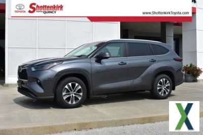 Photo Used 2024 Toyota Highlander XLE