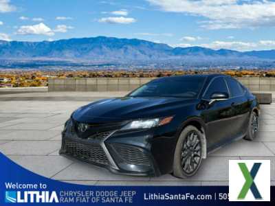 Photo Used 2023 Toyota Camry SE