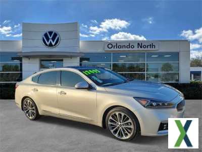 Photo Used 2017 Kia Cadenza Technology