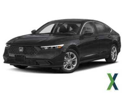 Photo Used 2024 Honda Accord EX