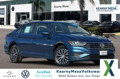 Photo Used 2020 Volkswagen Jetta SE w/ SE Cold Weather Package