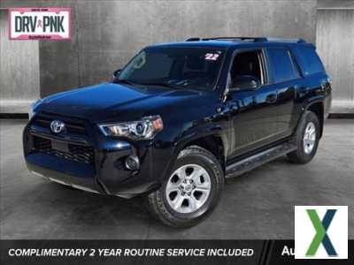Photo Used 2022 Toyota 4Runner SR5
