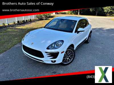 Photo Used 2018 Porsche Macan