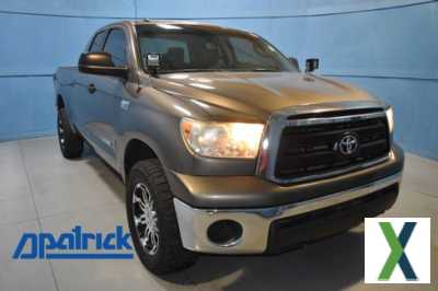 Photo Used 2010 Toyota Tundra 4x4 Double Cab w/ Tow Pkg