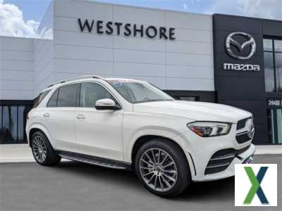 Photo Used 2021 Mercedes-Benz GLE 350 w/ AMG Line Exterior