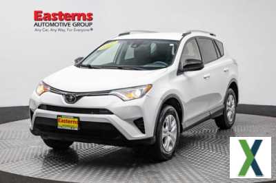 Photo Used 2018 Toyota RAV4 LE w/ All Weather Liner Package