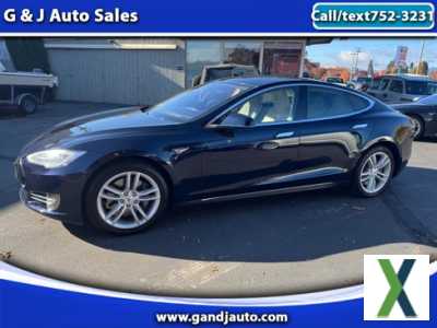 Photo Used 2014 Tesla Model S 60