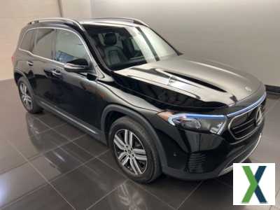 Photo Used 2023 Mercedes-Benz EQB 300 4MATIC