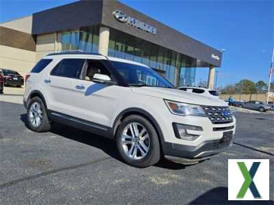 Photo Used 2017 Ford Explorer Limited