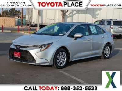 Photo Used 2021 Toyota Corolla LE