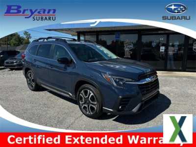 Photo Used 2024 Subaru Ascent Limited w/ Technology Package