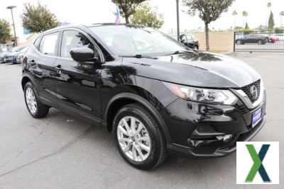 Photo Used 2021 Nissan Rogue Sport S