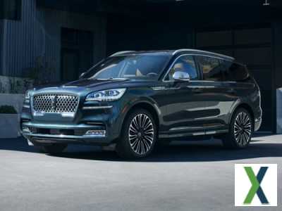 Photo Used 2020 Lincoln Aviator Grand Touring w/ Elements Package Plus