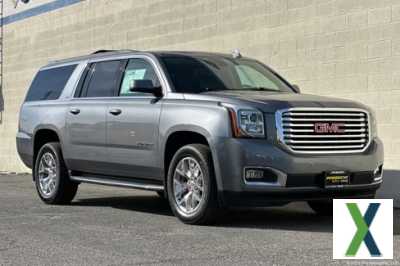 Photo Used 2020 GMC Yukon XL SLT w/ Value Plus Edition